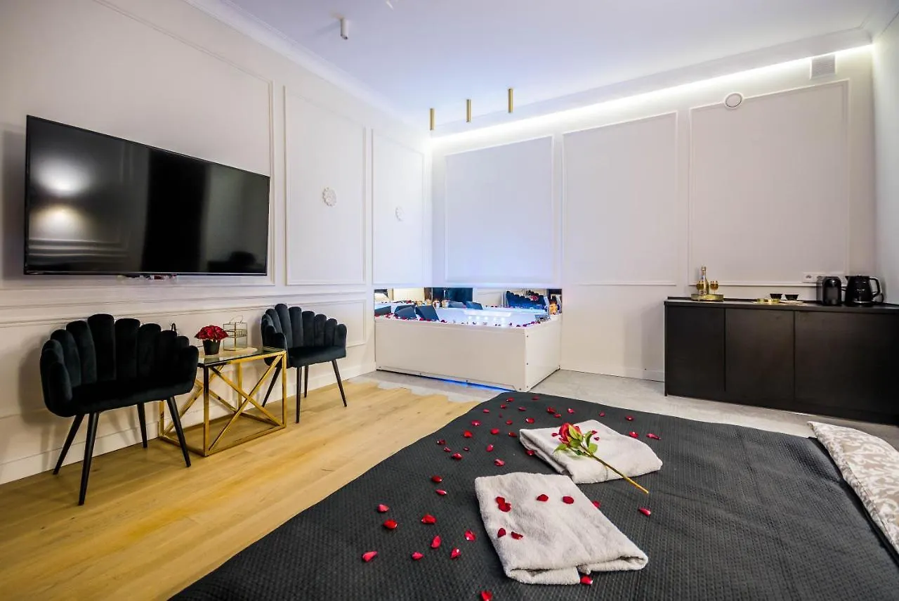 Magical Jacuzzi Apartment Kraków Polska