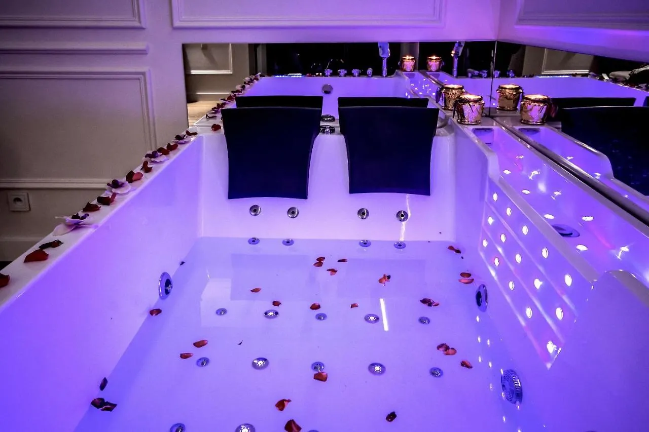 Magical Jacuzzi Apartment Kraków Polska